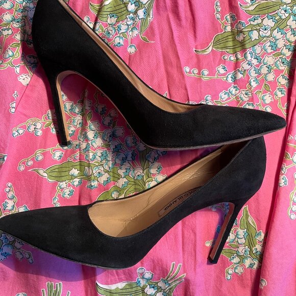 Black Suede Manolo Blahnik Stilettos 37.5 Heels - Picture 2 of 7